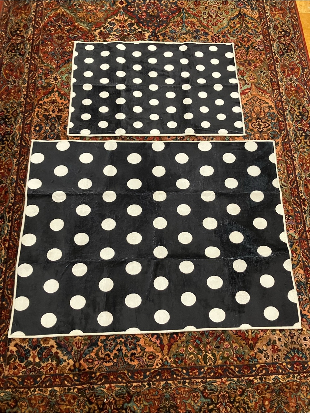 Black and White Polka Dot Rug/Mat Set - 2 Pieces